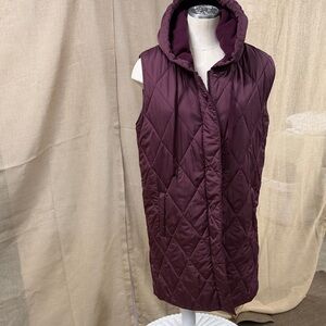 Tribal Women's Quilted Hooded Vest - Deep Purple